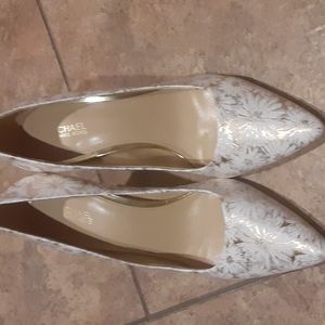 Michael Kor heels gold and white flower